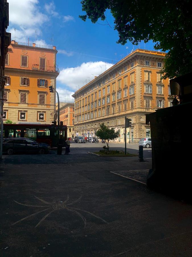 Vt Vatican'S Apartment Roma Esterno foto